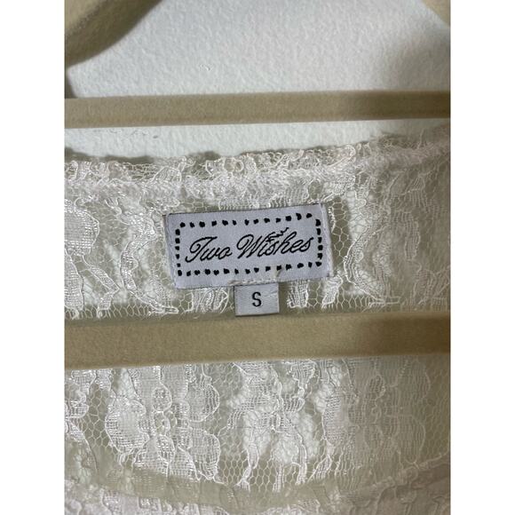 Two Wishes Lace Flower Tank Size Small - Picture 2 of 3